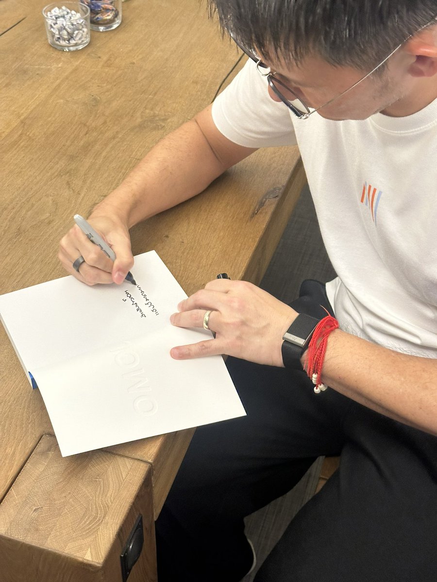 Gotsty.le tweet media