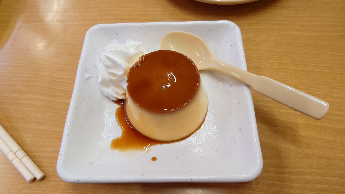 Tetra_ction's tweet image. ぷちは幼馴染と初スシロー♡