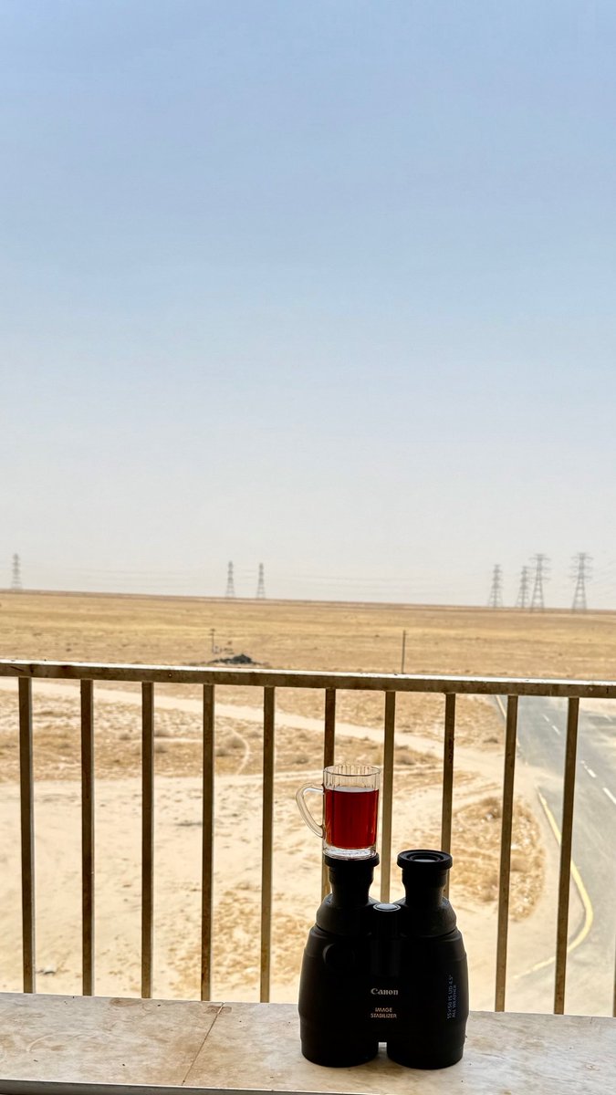 97_4Q's tweet photo. الرخا غيم يمرك والشقا .. لابدّه
واللياليّ ما هي بدايم ربيعٍ وقمرا … https://t.co/SBt0gFWrzE