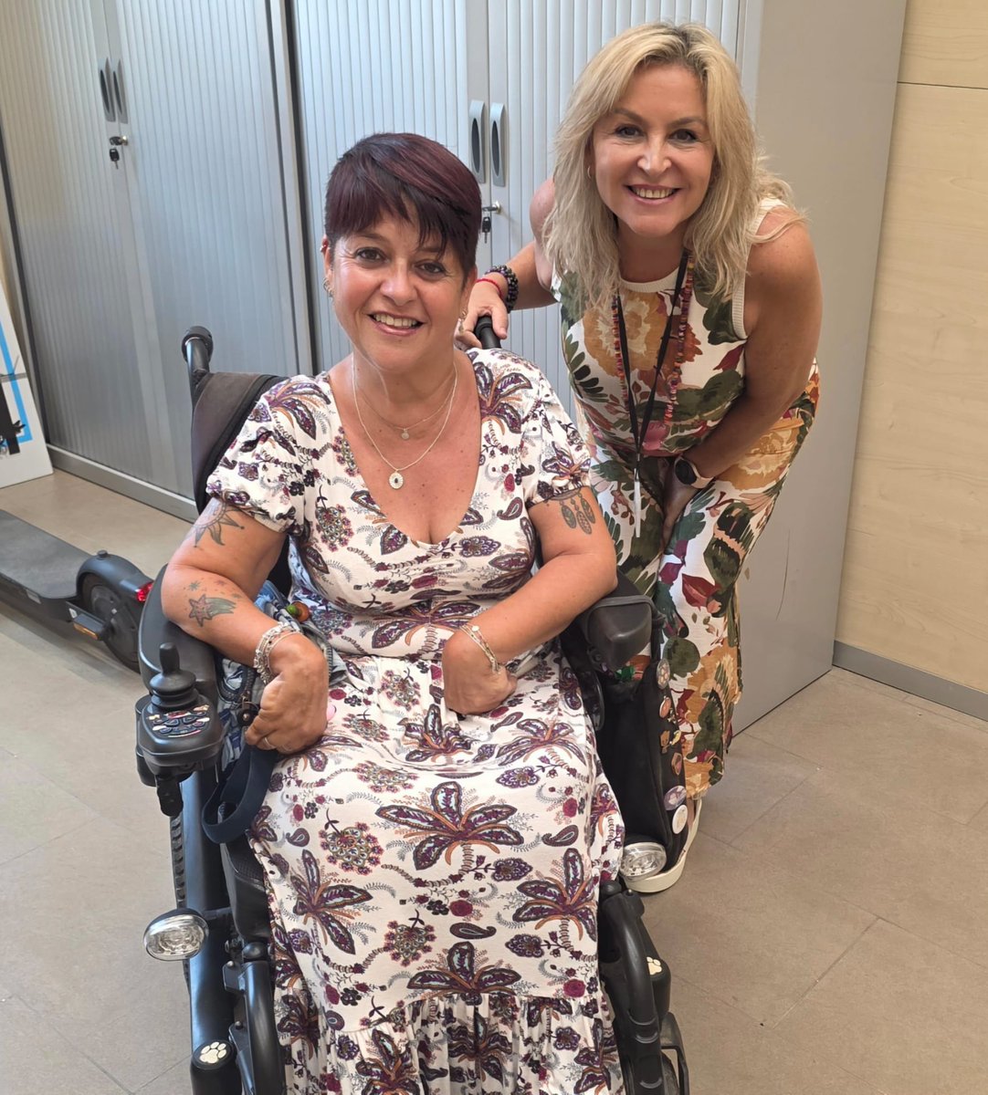 Avapace's tweet image. Gemma Mas recoge el legado de Teresa Navarro en el @AjuntamentVLC tras ser nombrada Defensora de las Personas con Discapacidad.
Estamos convencidos/-as de que hará un excelente trabajo gracias a su calidez humana y su experiencia.
¡Le deseamos todo lo mejor!💙