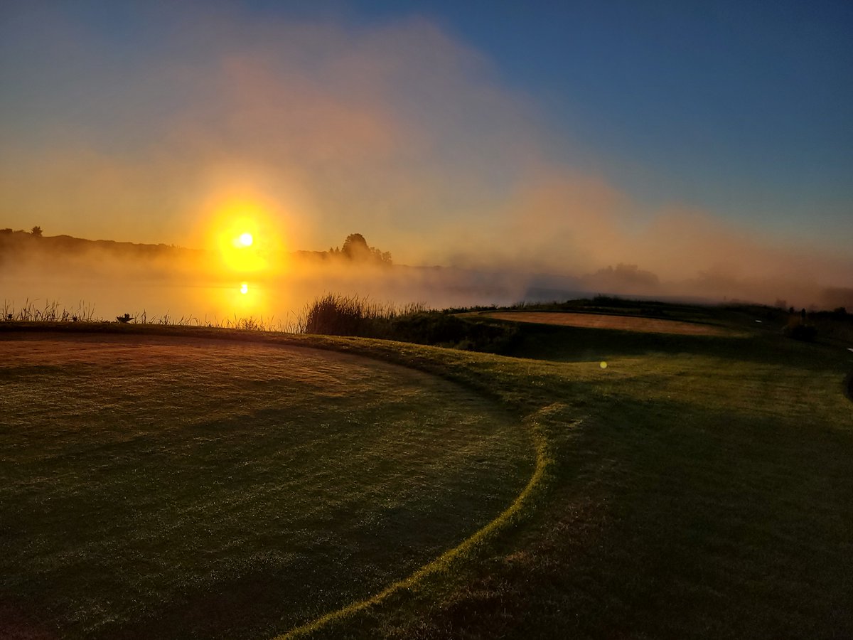 MooreintheAM's tweet image. Sunrise at Angus Glen July 18.  -photo by Michael Stolte.