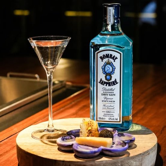 Cobbler &amp; Crew Joins World’s Top 500 Bars, Puts Pune on the Map. Link Below👇
rebrand.ly/395661

#CobblerandCrew #Top500Bars #bestbarsinIndia #cocktailculture #IndiaFoodNetwork
