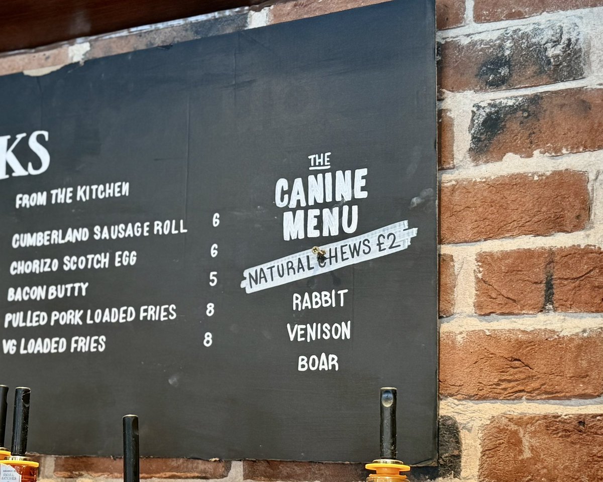 BellPubFetcham's tweet image. Our new Bar Snack menu is Live and ready to shout about! 

What will you try first?

@YoungsPubs 
#barsnacks #pubclassics #puppytreats