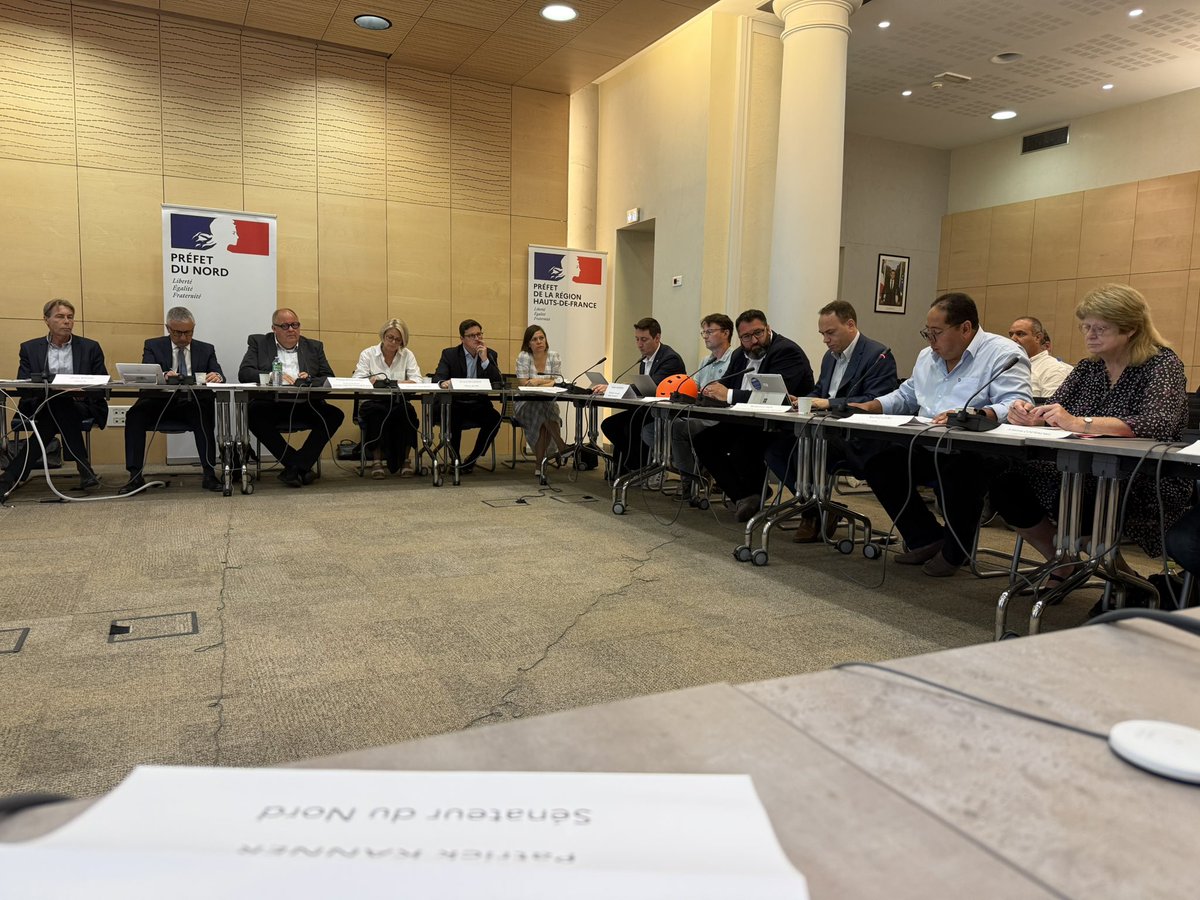 A_Linkenheld's tweet image. #emploi #lille
Notre soutien aux salariés d’ #exide est constant depuis l’annonce brutale de sa fermeture : en mairie, à l’usine, en préfecture…
Reclassement des salariés, reprise économique du site et responsabilité environnementale sont nos exigences auprès de l’employeur !