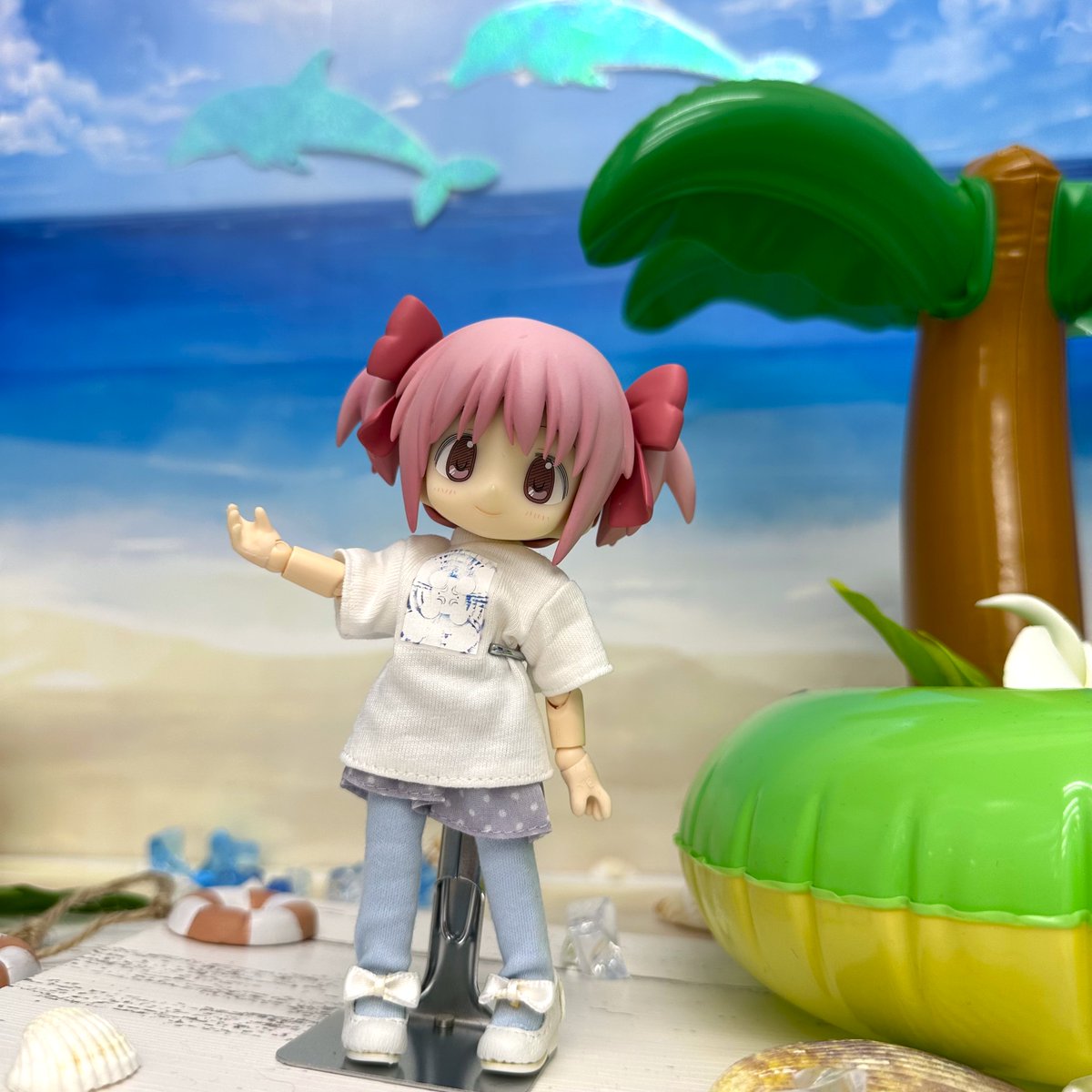 LittleworldDoll's tweet image. 【大阪】🌊撮影スペースのご案内🎋
現在のテーマは
左側:🌊海水浴
右側:🎋七夕
店内奥にどなたでも無料でご利用いただける
ドール撮影スペースがございます📸
ドールの大きさ問わずにお楽しみいただけます。
撮影したお写真に
#リトルワールド_ジーストア
を付けてのポストをお待ちしております✨