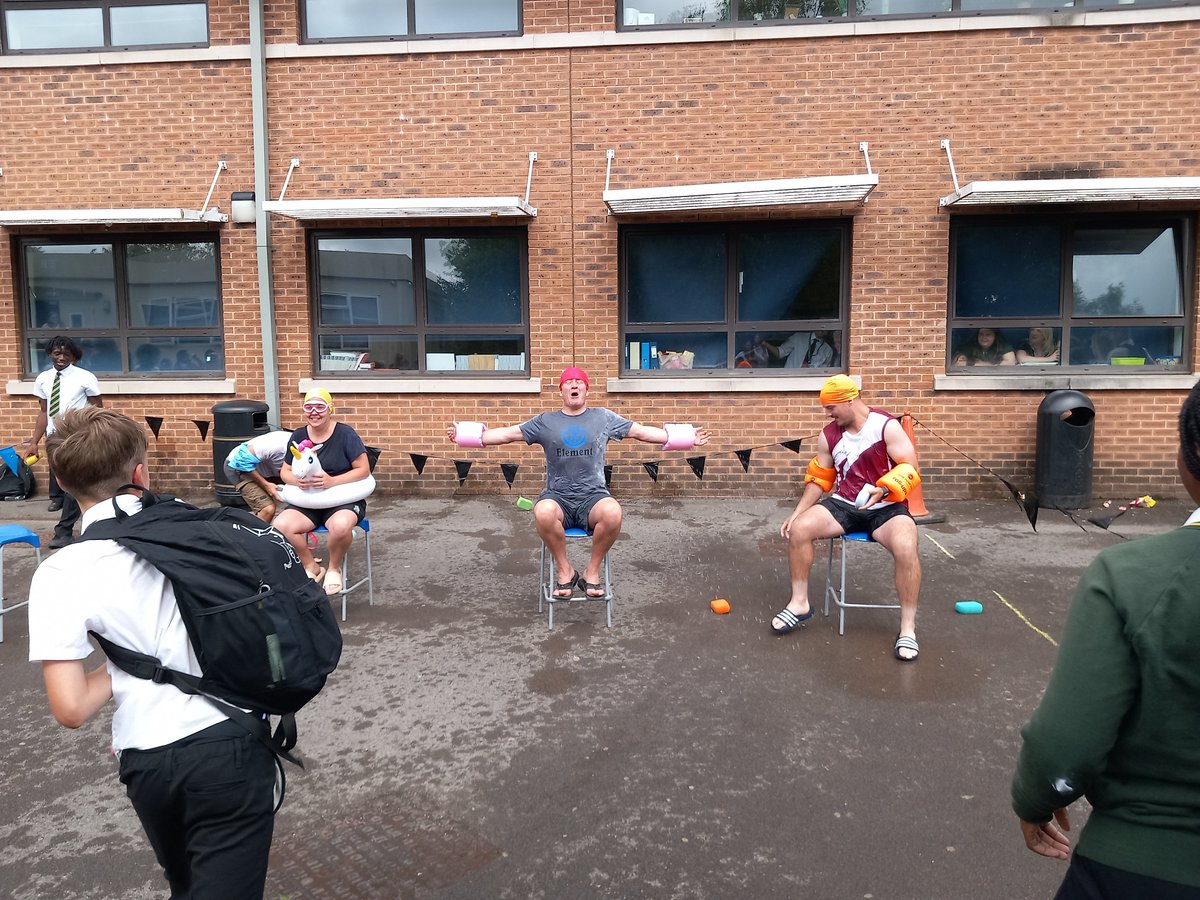 Pupils have had a fantastic time at first break this morning soaking their teachers! Well done to our good sports- Mr Carbonnaux, Mrs MacLennan, Mr Smith and Mr Jones. All funds raised go towards our Year 11 prom. More good sports to be soaked at break 2!