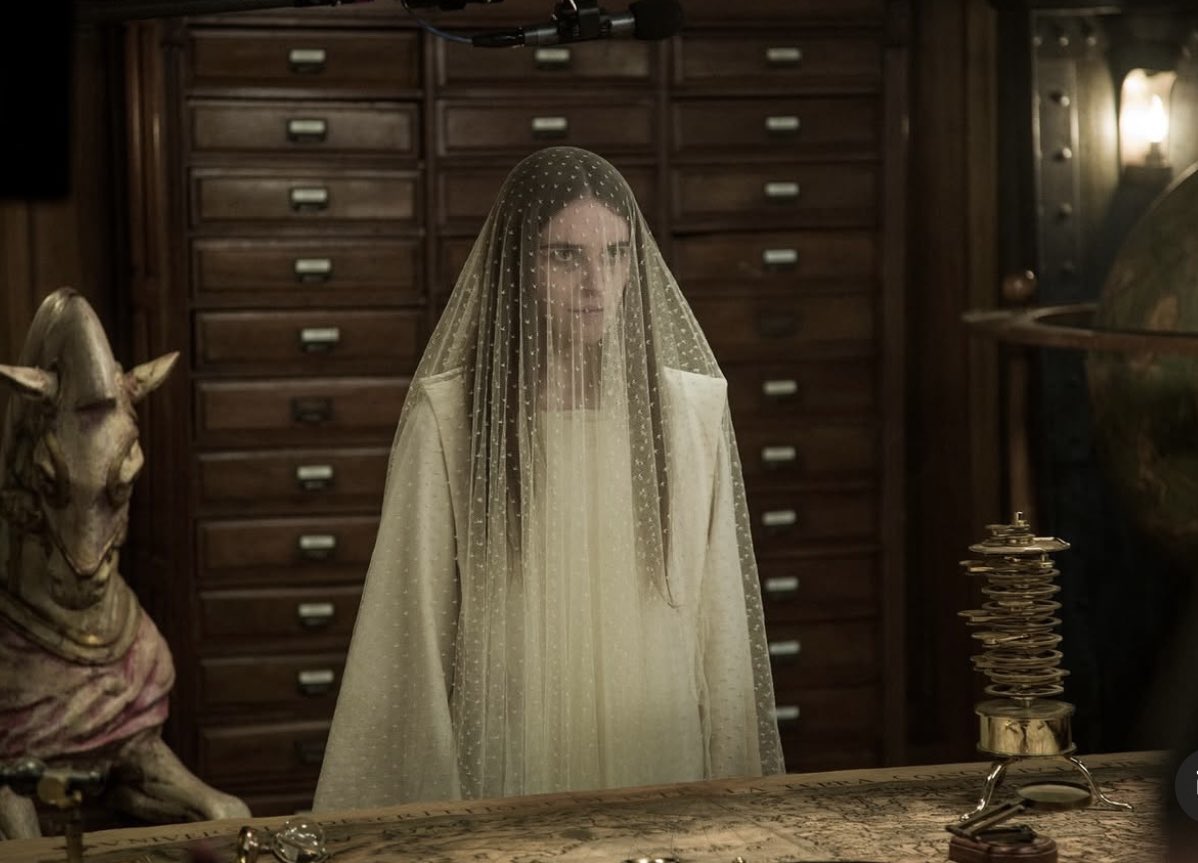 Valentina Romani_world (@valeromaniworld) on Twitter photo Valentina nel ruolo di Santa Lucia nel film di Natale in uscita a Novembre su prime video β Natale senza babbo β <a href="/RomaniVale/">Valentina Romani</a> Valentina nel ruolo di Santa Lucia nel film di Natale in uscita a Novembre su prime video β Natale senza babbo β <a href="/RomaniVale/">Valentina Romani</a>
