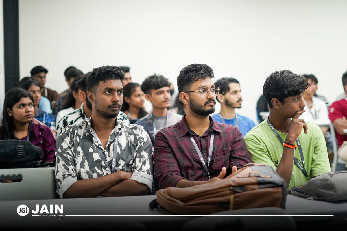 jain_kochi's tweet image. Snippets from Day 3 of #DEEKSHARAMBH2025 – School of CSIT & Computer Science Engineering
Our new students from the School of CSIT & Computer Science Engineering had a day full of engaging and insightful sessions.
#SchoolofCSIT #ComputerScienceEngineering
#JainUniversityKochi
