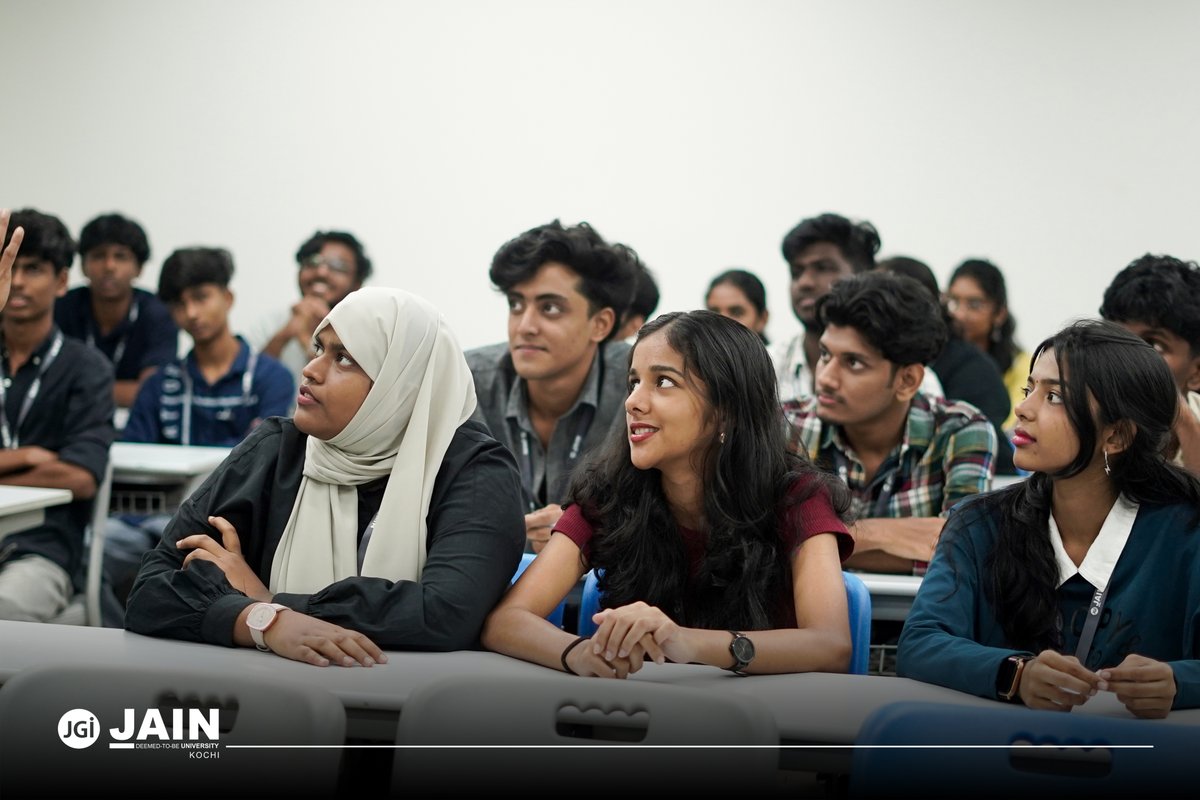 jain_kochi's tweet image. Snippets from Day 3 of #DEEKSHARAMBH2025 – School of CSIT & Computer Science Engineering
Our new students from the School of CSIT & Computer Science Engineering had a day full of engaging and insightful sessions.
#SchoolofCSIT #ComputerScienceEngineering
#JainUniversityKochi