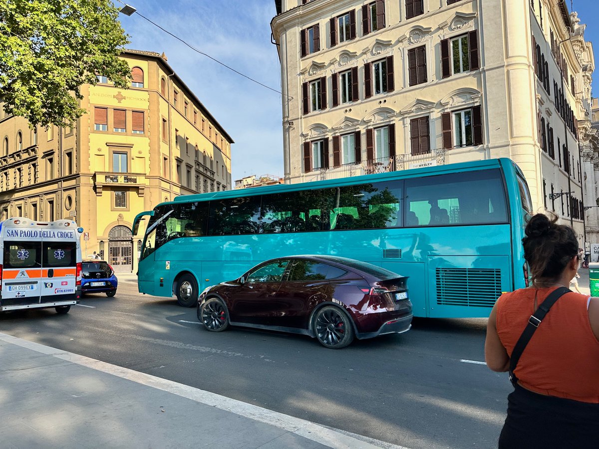 nusairat's tweet image. Finally saw this car in person, and it is truly one of the coolest colour tesla's. Which weirdly it looks like Berlin no longer makes this colour :(