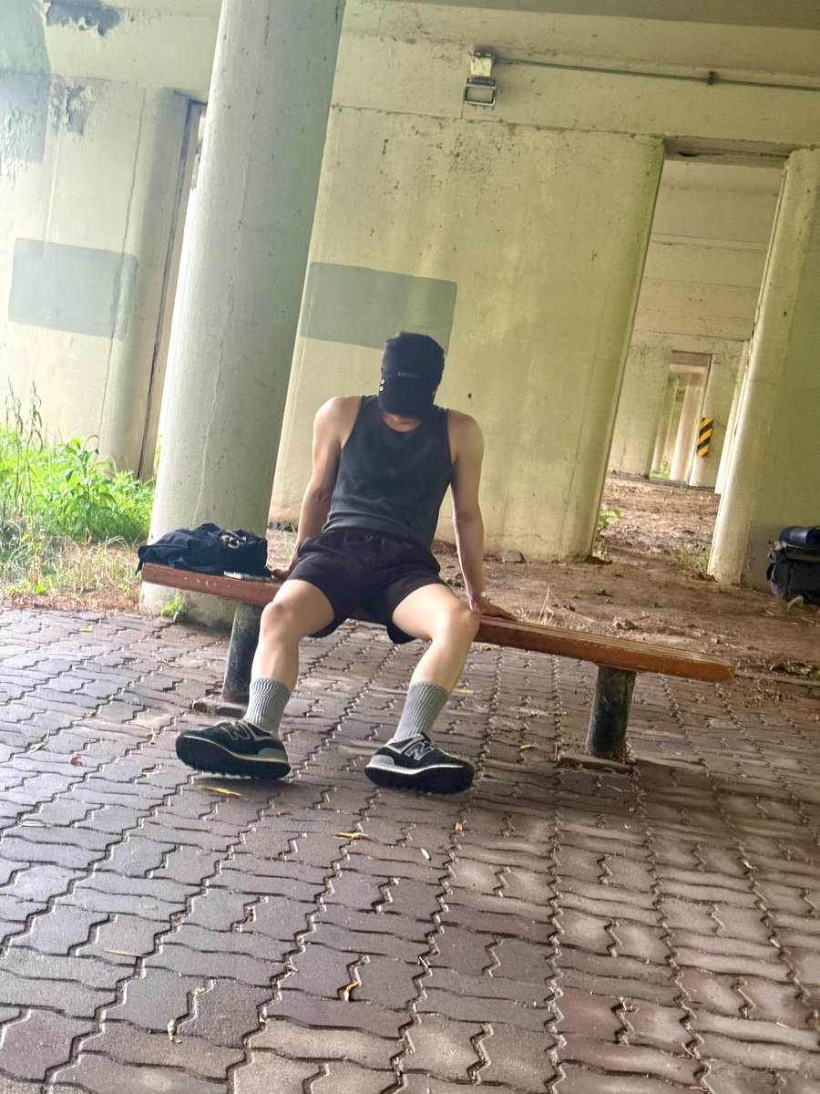forevercix's tweet photo. #CIX #윤현석 
🐰I went to the gym with gonie hyung 
🐰and went running together https://t.co/NCdKwLkqrV