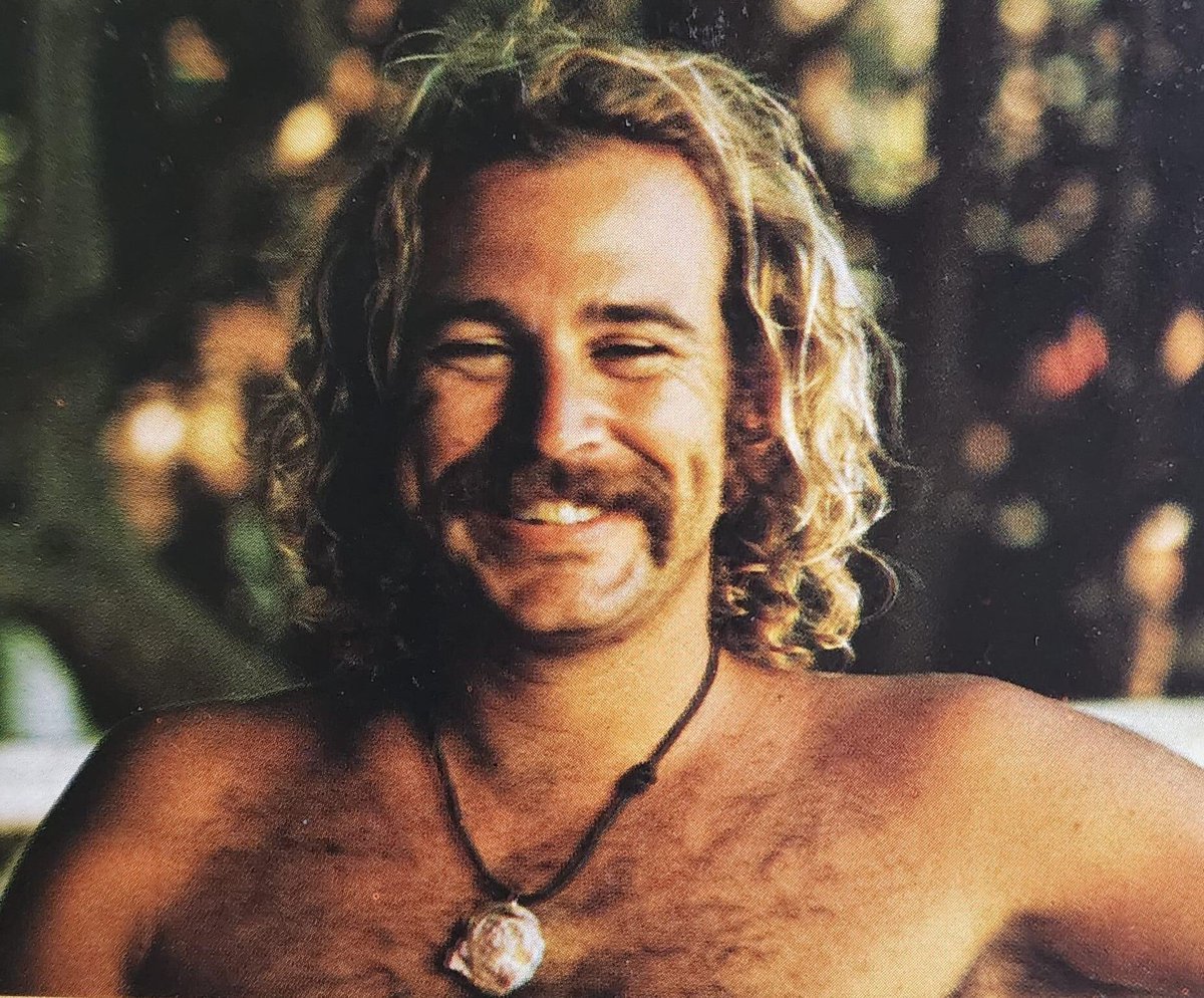 DailyBuffettX's tweet image. But women and water are in short supply
There's not enough dope for us all to get high
I hear it gets better, that's what they say
As soon as we sail on to Cane Garden Bay
So please don't say mañana if you don't mean it…