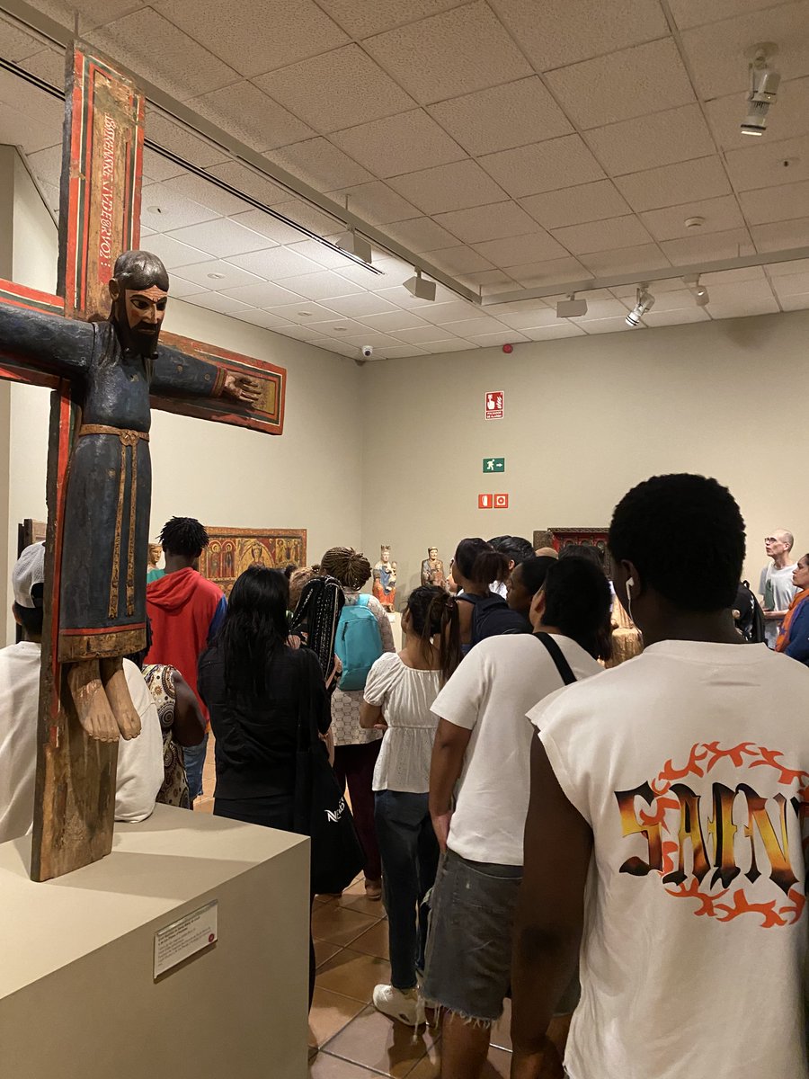 MEV, Museu d'Art Medieval (@mevmuseu) on Twitter photo Avui hem rebut la visita dels alumnes dels cursos intensius d’estiu de català bàsic de <a href="/cpnlosona/">CNL d'Osona</a> 🤝
Han pogut gaudir d’una visita guiada a càrrec del nostre servei educatiu.
Moltes gràcies per la visita! Avui hem rebut la visita dels alumnes dels cursos intensius d’estiu de català bàsic de <a href="/cpnlosona/">CNL d'Osona</a> 🤝
Han pogut gaudir d’una visita guiada a càrrec del nostre servei educatiu.
Moltes gràcies per la visita!