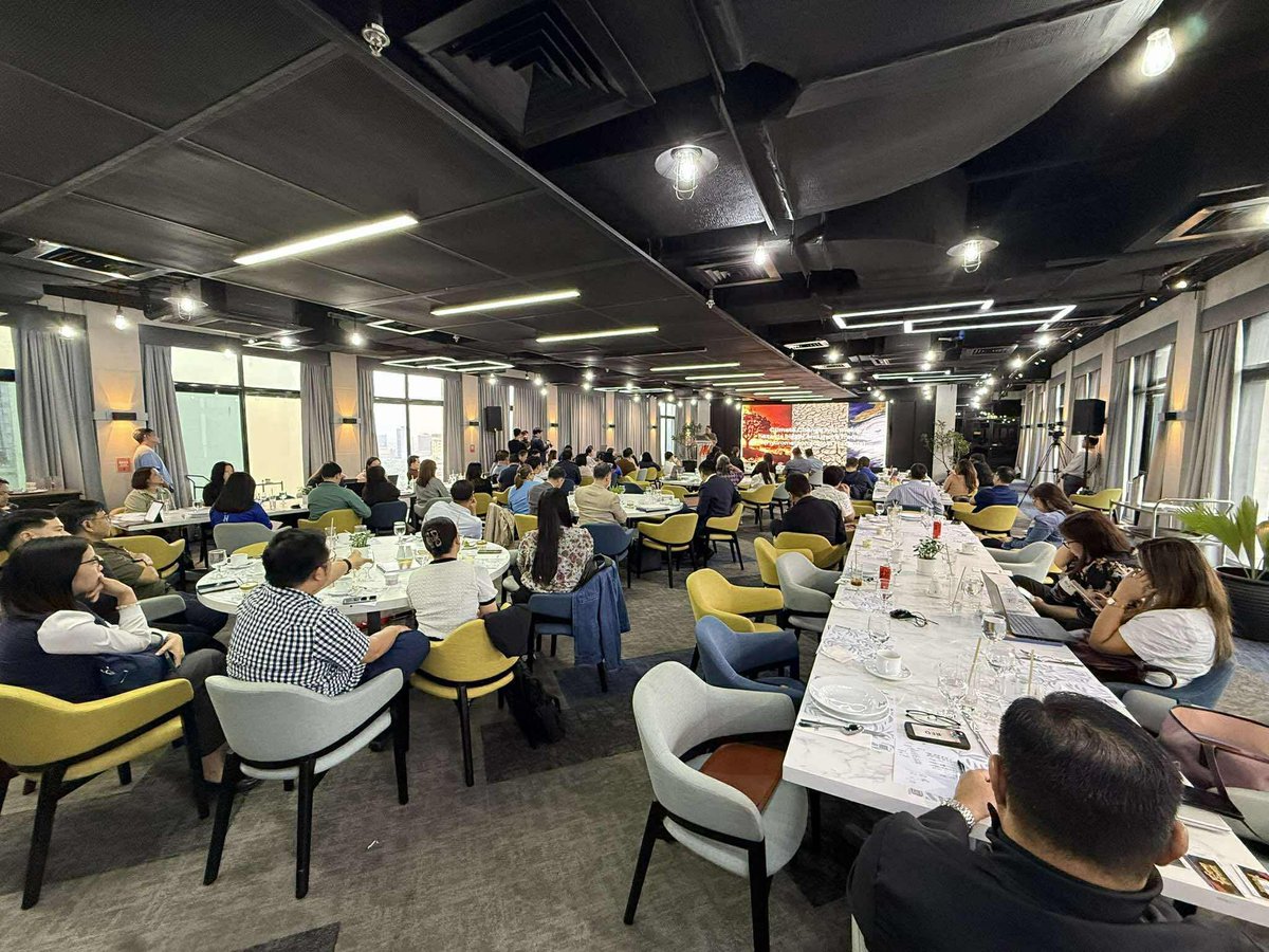 nababaha's tweet image. I had a wonderful time today delivering a presentation to the managers of Metro Pacific Investments Corporation (MPIC) on the 14th floor of the historic Meralco building in Ortigas.