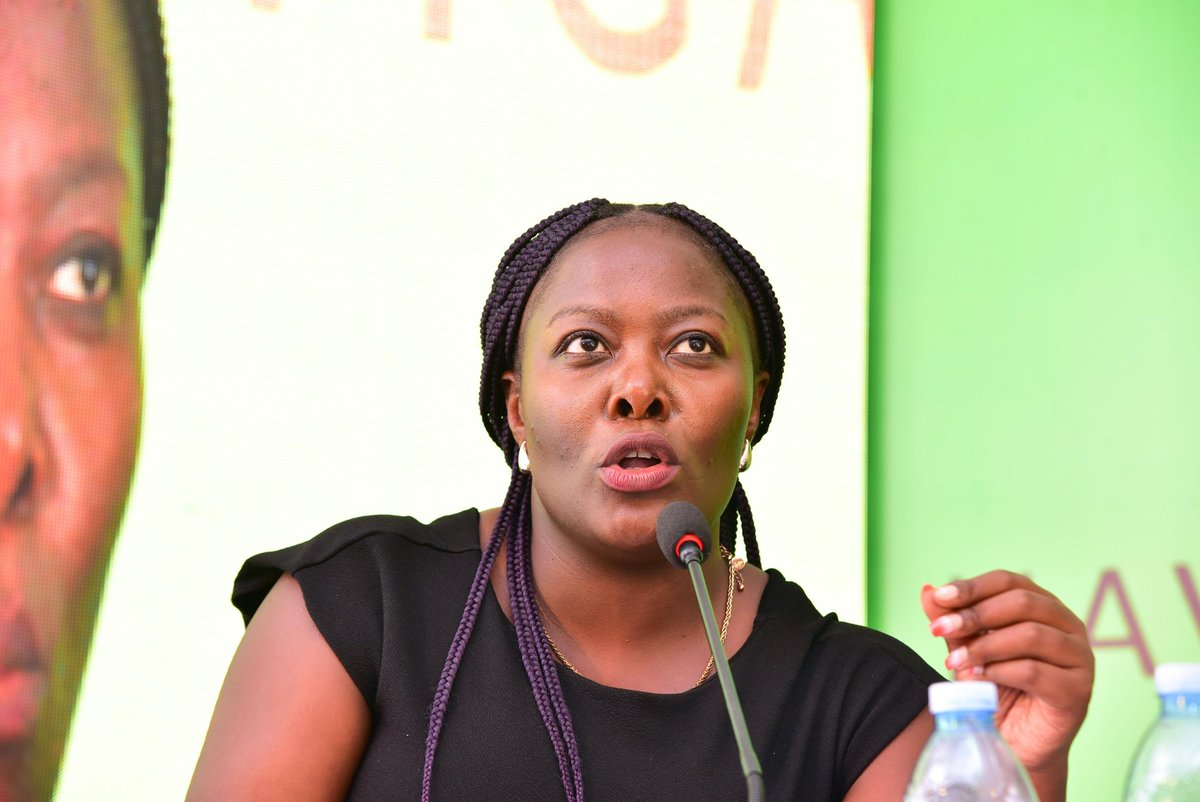 FemmeForteUg's tweet image. Dr. Daphine Agaba reflected on the price we pay for inclusion to happen, a cost that is often borne unevenly across generations and identities.
She questioned how inclusion is negotiated within feminist movements: who has to shrink, suffer, or stay silent for others to enter?…