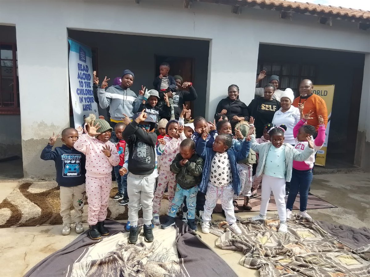 nalibaliSA's tweet image. A single, engaging story session can spark a child's interest in reading, especially when paired with positive associations and encouragement. In partnership with the Rustenburg Local Municipality and Trinity, our Nal'ibali North West team brought stories to life through…