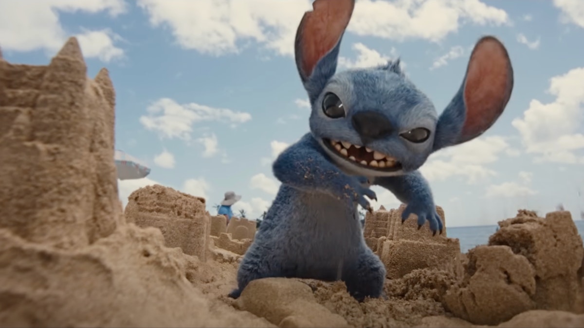 empiremagazine's tweet image. The live-action Lilo & Stitch has crossed $1 billion at the global box office.
It's the first Hollywood film to reach that milestone in 2025.
Read more: empireonline.com/movies/news/li…