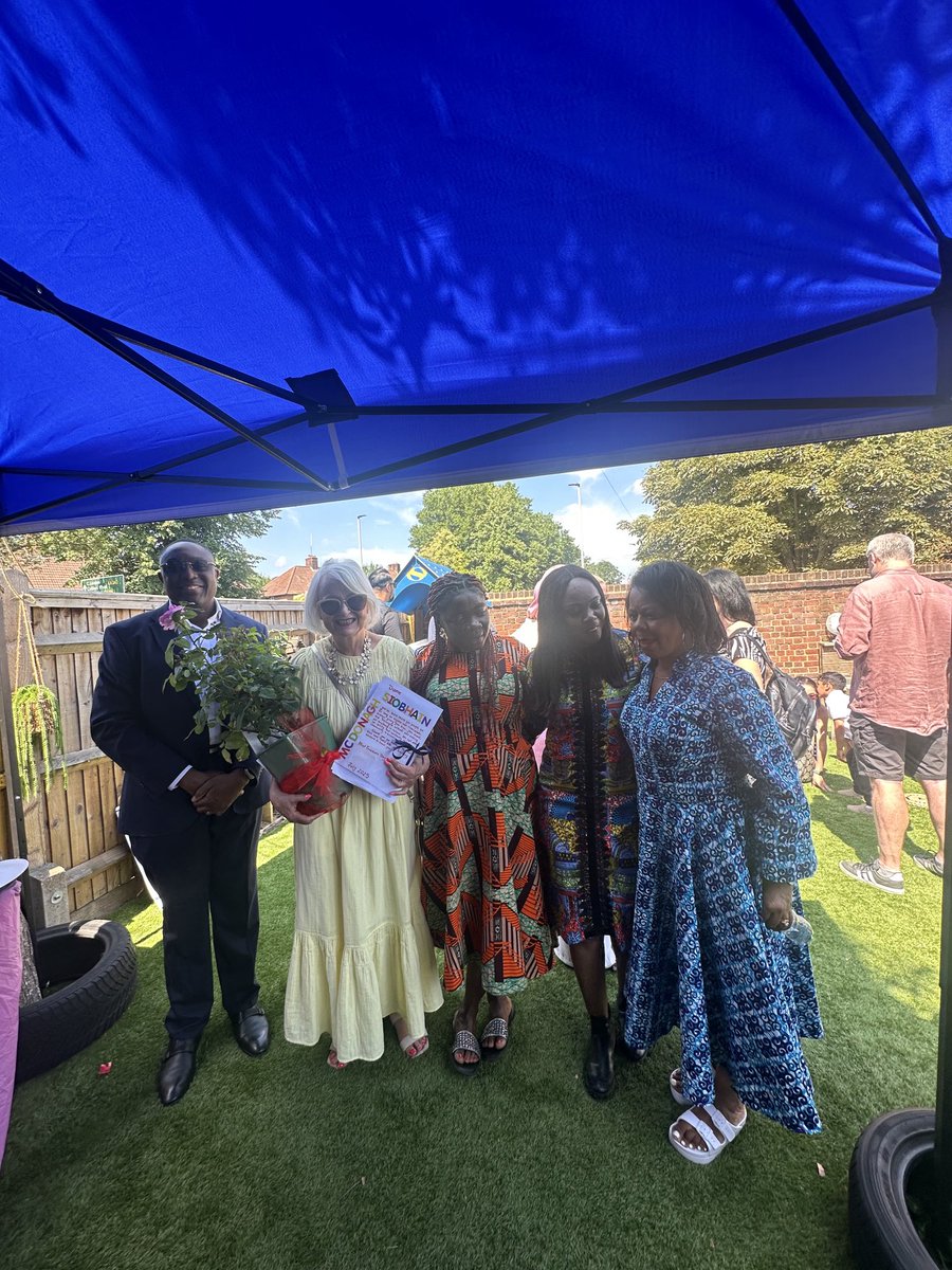Siobhain_Mc's tweet image. Thank you to Mini Treasurers Nursery for inviting me to this morning’s graduation. Such a lovely nursery on the beautiful @MordenHallPkNT