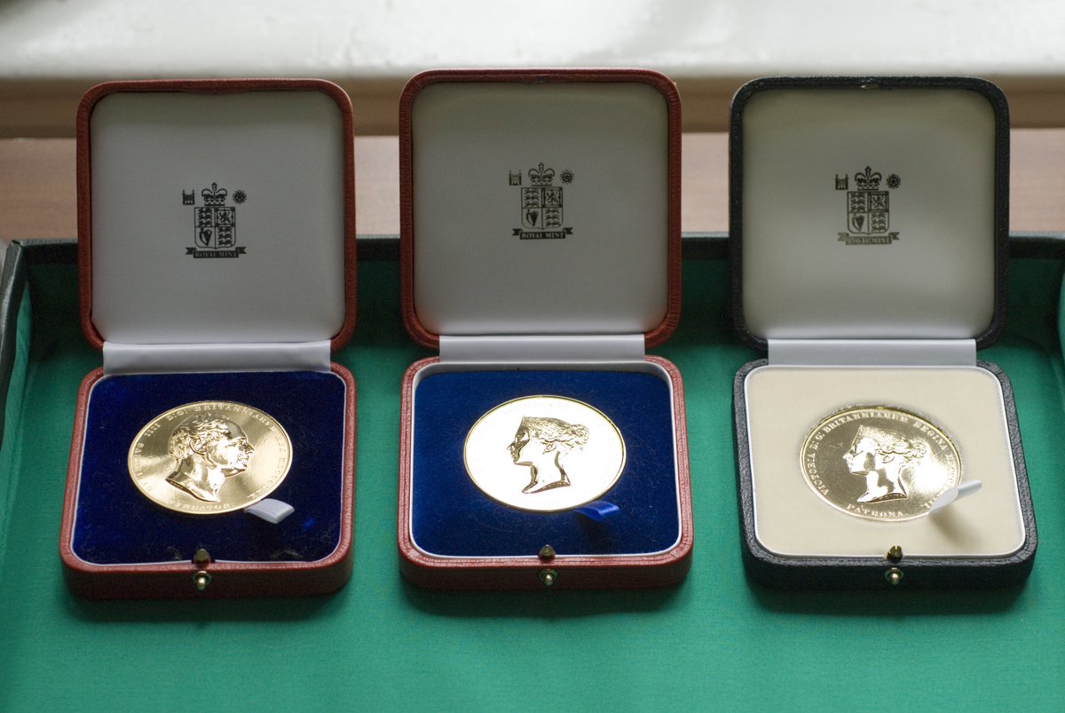RGS_IBGhe's tweet image. Want to learn more about the history of the @RGS_IBG's medals and awards? Find out more in this teaching and learning resource. rgs.org/research/highe…