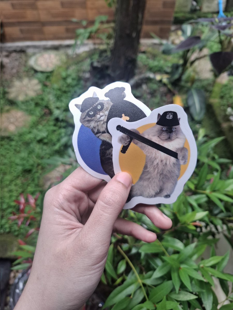 Sdikit mrah pada suetmin krna bulu futih ak trlihat kusam di sticker ini 😔
Tp tdk ap² krna klian smua tau bulu ak secerah msa dpan klian 😇
