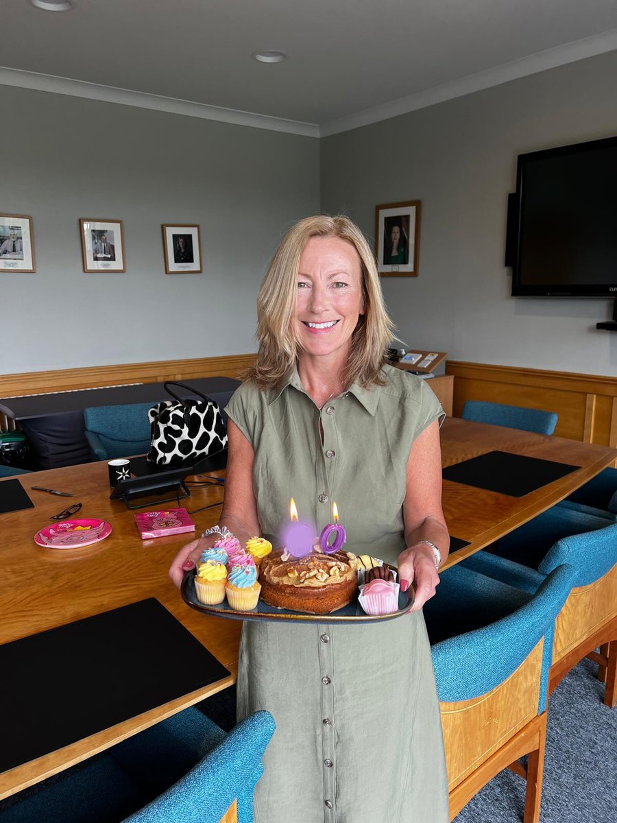 MidlothScience's tweet image. A double celebration at @MidlothScience Steering Group meet. MSZ Chair John Mackenzie, Pioneer Group - Director (Scotland), passed this role to Linda Yuill, Pentlands Science Park Manager. We also marked a significant birthday of our Digital Marketing team member...
#inthezone