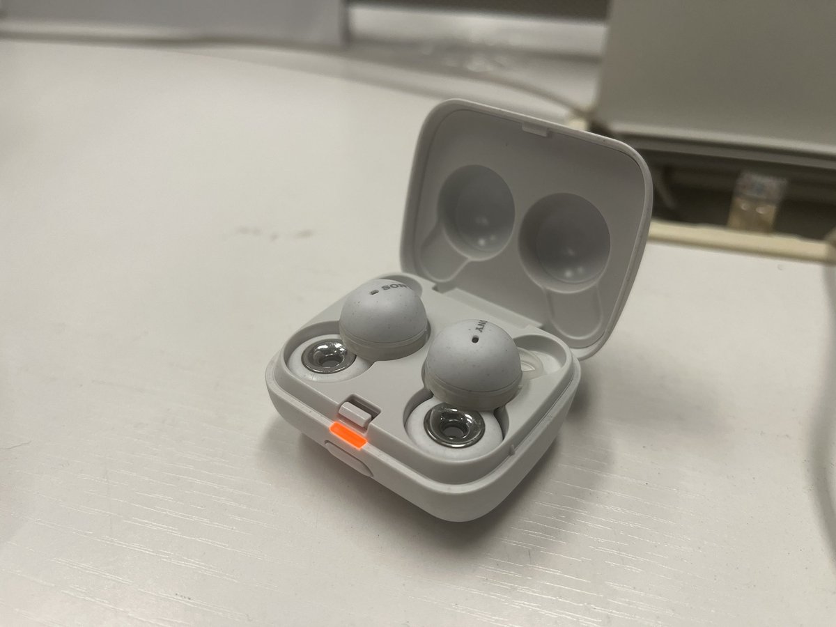 Gak cocok di bentuk kuping gw nih. Ada yg mau adopsi? Sony linkbuds open v1. 1.2 nego alusss