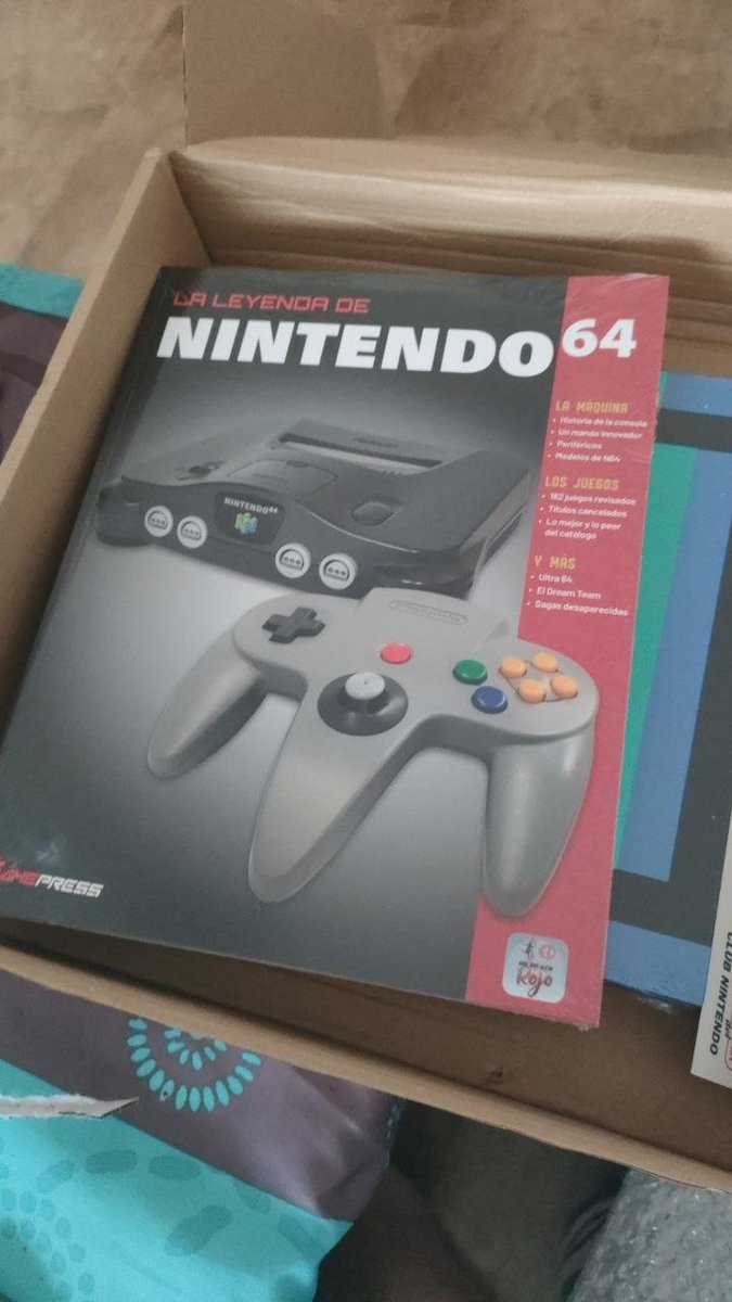 Anthor85's tweet image. Hace un par de días me llegaron libros que tenía pedidos hace tiempo a los amigos de @HeroesdePapelES y @GamePressEd . Ojo, que La leyenda de N64 lo han escritos los chicos de @HadokenRojo , seguro que no tiene desperdicio 😁