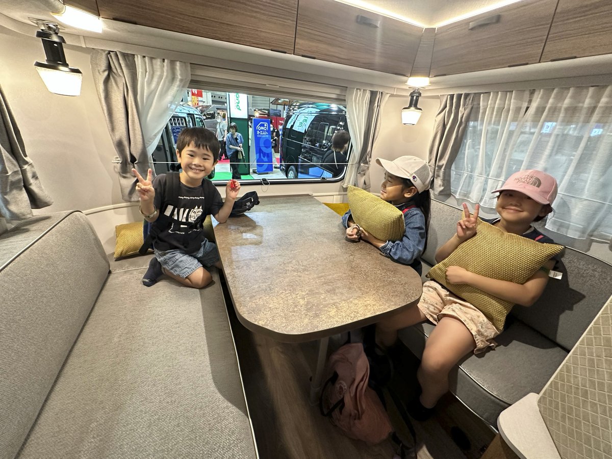 campingcar_info's tweet photo. #東京キャンピングカーショー2025
【2025年7月26日(土)～27日(日) 】

┏━━━━━━━━━━━┓
　　開催まで残り2⃣日🚙
┗━━━━━━━━━━━┛

キャンピングカーはもちろん見て乗って触って体験することができます✨

家族��んなで思い出の写真を撮りましょう📷

前売券購入はこちら
https://t.co/Rsf8ncyBrO