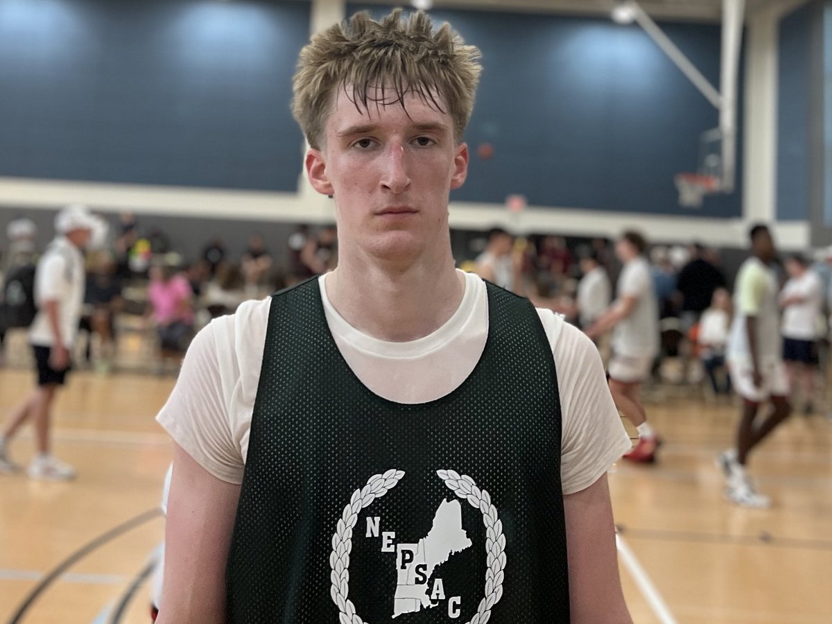 EYBL Peach Invitational (PIT) Standouts (Day 3):

 * Christian Gibson (Houston Hoops)
 * Brady Sehlhorst (Meanstreets)
 * Renaldo Dorian (Paris Hustle)
 * Julian Washington (Ohio Buckets)
 * Gedeon Basson (Alabama Fusion)
 * Marquis Clark (Meanstreets)
 * Jaylin Cooper (The