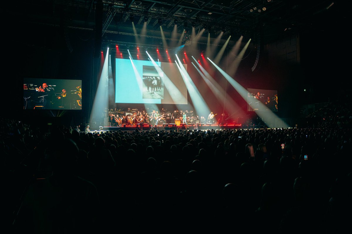 The Cheap Thrills (@thecheapthrills) on Twitter photo A night of Scouse Solidarity ✊ Big love to everyone at Zoe’s Place (Little Lights) celebration concert. Huge thanks to the amazing <a href="/liverpoolphil/">Royal Liverpool Philharmonic</a> and everyone involved in pulling it all together. An unforgettable night of Liverpool music history for a vital cause. A night of Scouse Solidarity ✊ Big love to everyone at Zoe’s Place (Little Lights) celebration concert. Huge thanks to the amazing <a href="/liverpoolphil/">Royal Liverpool Philharmonic</a> and everyone involved in pulling it all together. An unforgettable night of Liverpool music history for a vital cause.