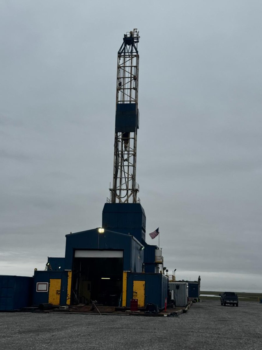 PantheonResour1's tweet image. Activity abounds on the Dubhe pad where the Nabors 105AC drilling rig is being set up and site offices have been setup in preparation for spudding of the Dubhe-1 well on Alaska's North Slope.
The ability to spud and drill in the summer months is one of the unique and very…