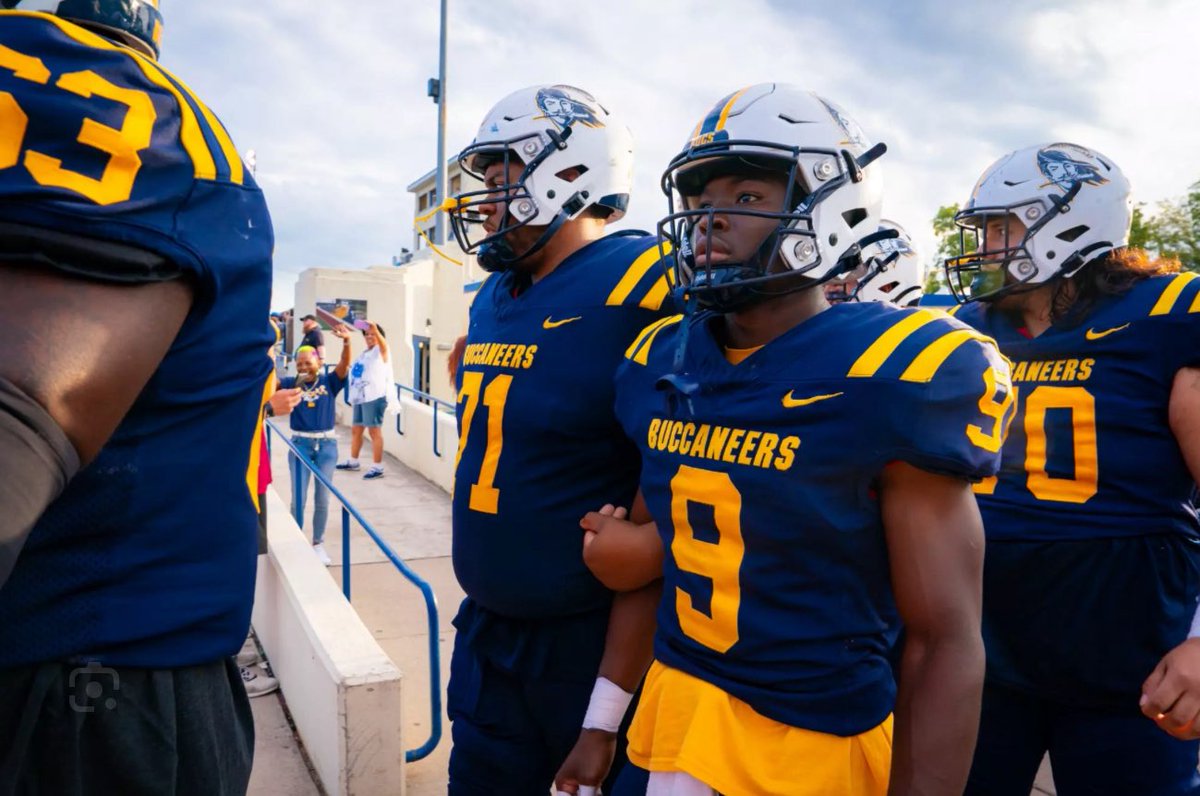 I will be at Beloit College Today! I’m excited to see what the atmosphere is like at Beloit College!!

<a href="/JoeBushman5/">Joe Bushman</a> <a href="/CoachHamzaAZ/">Hamza Abdullah</a> <a href="/SwopeEthan/">Ethan Swope</a> <a href="/WrCoachJohnson/">Coach Johnson</a> <a href="/CoachLanghoff/">Kyle Langhoff</a> <a href="/Coach_Pogue/">Brody Pogue</a> <a href="/CodyTCameron/">Cody Cameron</a> <a href="/azbgreer/">Brad Greer</a> <a href="/brad_voss_/">Brad</a> <a href="/azc_obert/">Richard Obert</a> <a href="/GametimeRC/">Gametime Recruiting & Consulting</a>