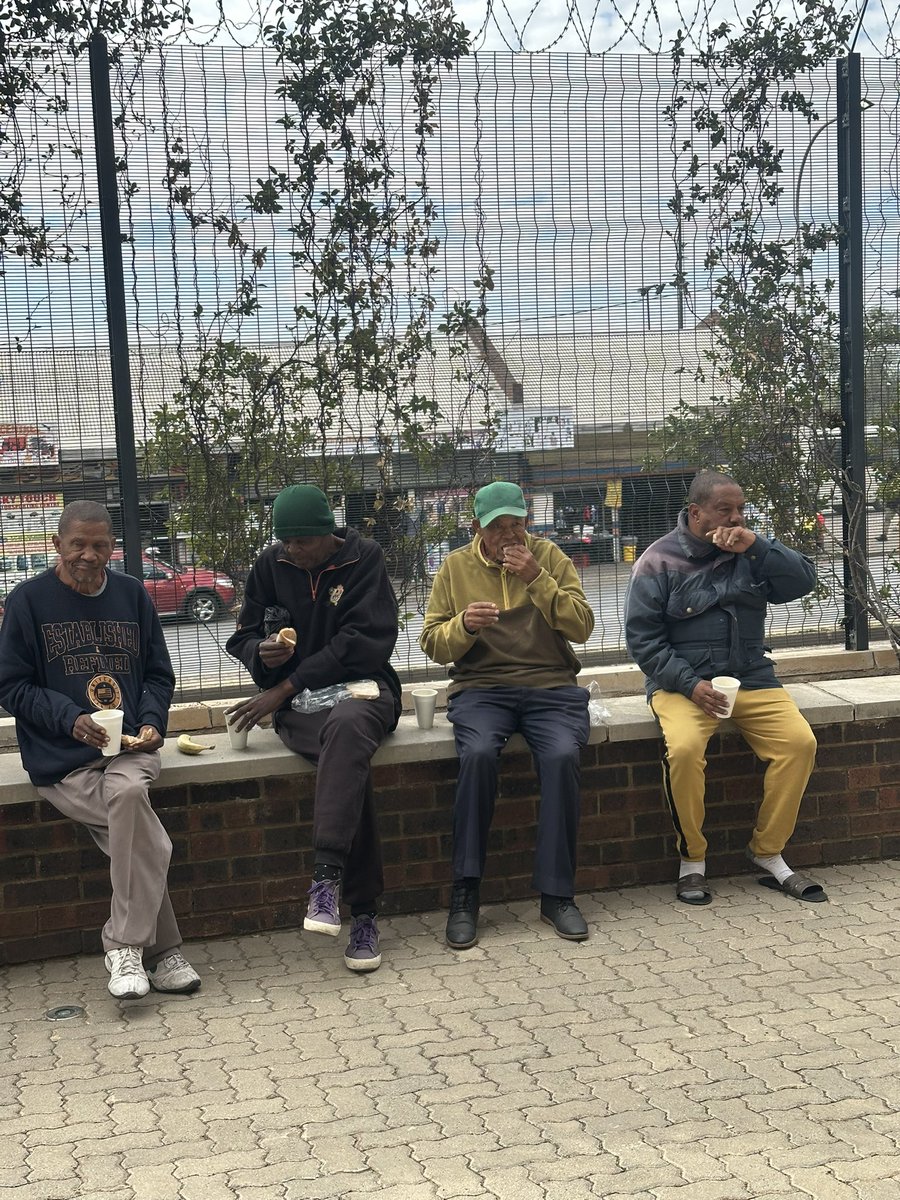 CrumRegionB's tweet image. In honour of Mandela Day the Social Development Department together with the Region hosts a Love Soup Outreach in Westbury TDC this initiative aims to bring warmth , care &amp;amp; community spirit @CityofJoburgZA @CRUM_CoJ @DadaMorero