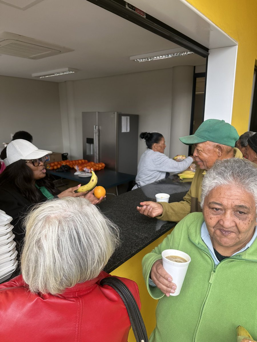 CrumRegionB's tweet image. In honour of Mandela Day the Social Development Department together with the Region hosts a Love Soup Outreach in Westbury TDC this initiative aims to bring warmth , care &amp;amp; community spirit @CityofJoburgZA @CRUM_CoJ @DadaMorero