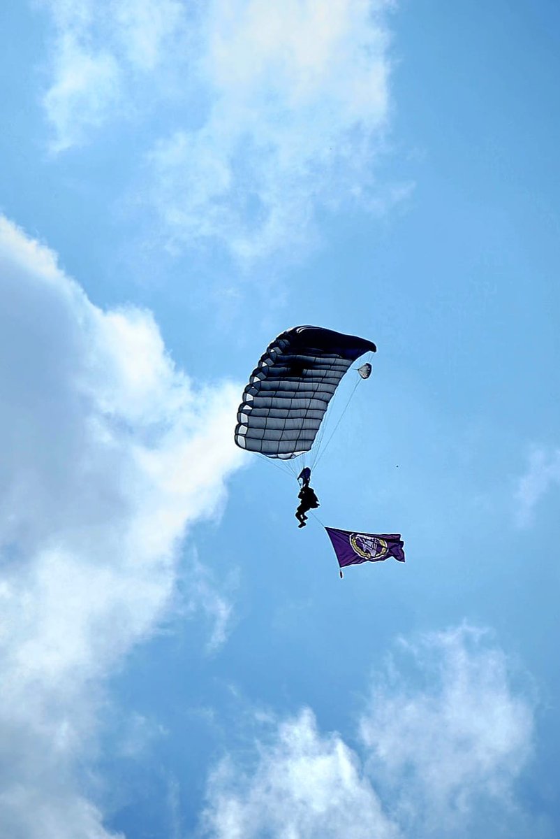 DGeneralneRSZ's tweet image. Zakończenie dyżuru Grupy Bojowej Unii Europejskiej 🇵🇱🇪🇺.
W obecności dowódcy generalnego Rodzajów Sił Zbrojnych gen. broni Marka Sokołowskiego zakończono dyżur Grupy Bojowej Unii Europejskiej 2024/2025 r.
Grupa Bojowa UE składała się z ok. 2,4 tys. żołnierzy. Przez rok trzon…