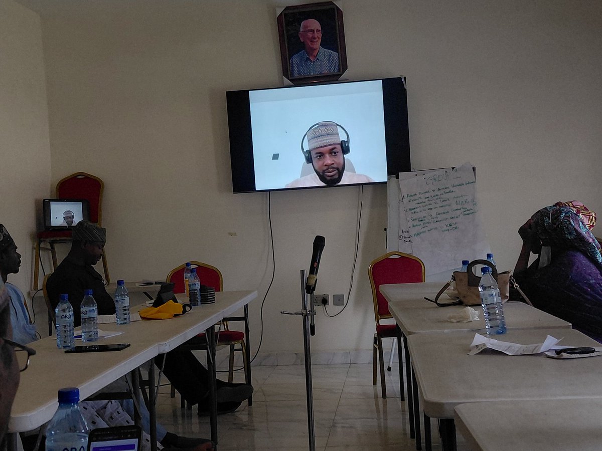 a_sabo12's tweet image. Ongoing: Day-2 of the Digital Rights training for Civil Society Organizations in Kano organised by @ICTAdvocates with support of @APC_News. Abdulrazak Imam of @nkfngofficial taking our participants through the Protection of children Online @YZYau @ChiromaHope @iam_otarion