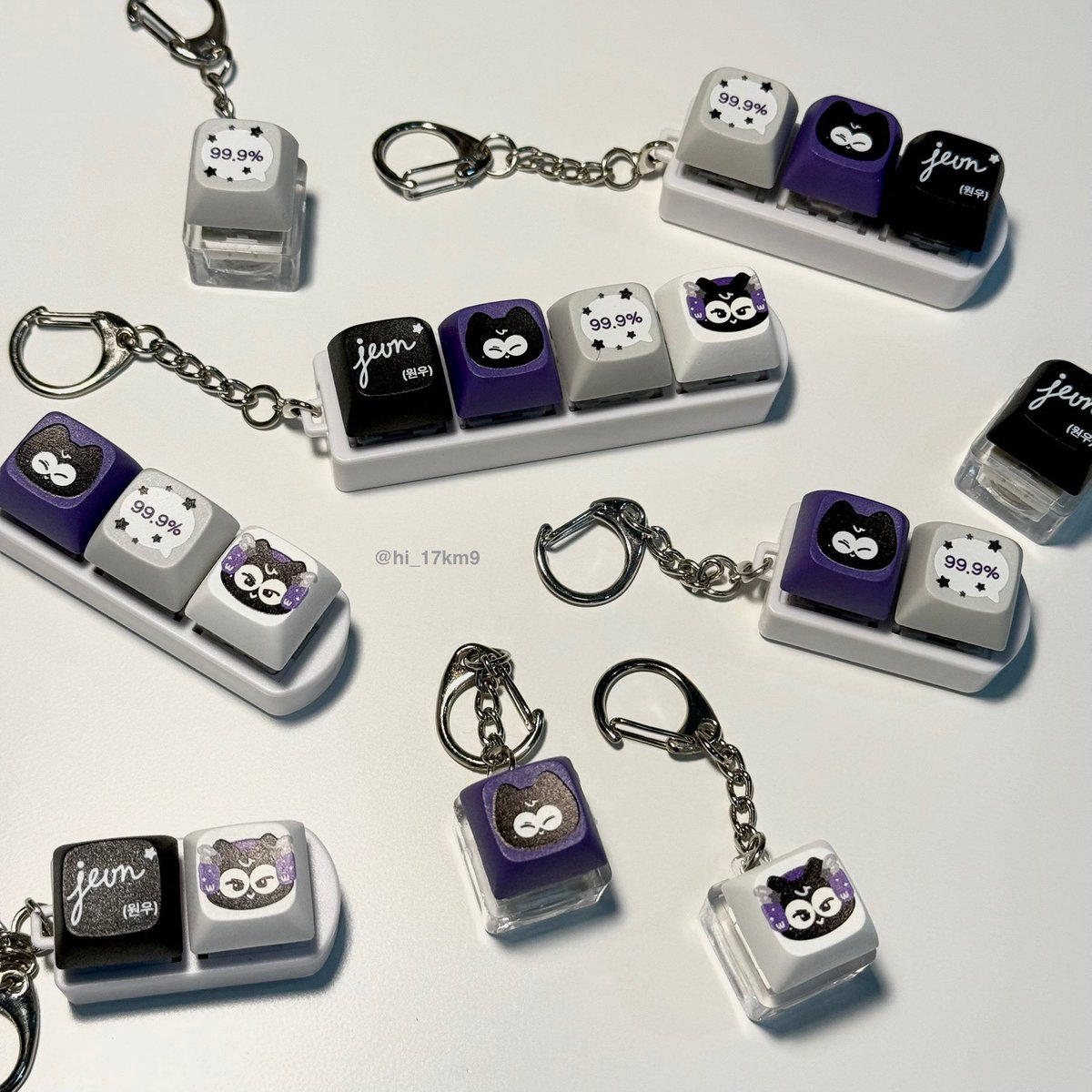hi_17km9's tweet photo. keycaps keychain ☆
• แบบ 1 คีย์แคป กดแล้วจะมีไฟ ส่วนแบบอื่นจะไม่มีไฟนะคะ
• สามารถถอดมาใส่คีย์บอร์ดปกติได้ค่ะ

⚠ for overseas shipping
normally, (1keycap)keycaps keychain with LED light but there will be WITHOUT LED for overseas shipping because of the airline's shipping rules https://t.co/uUEybQCqkz