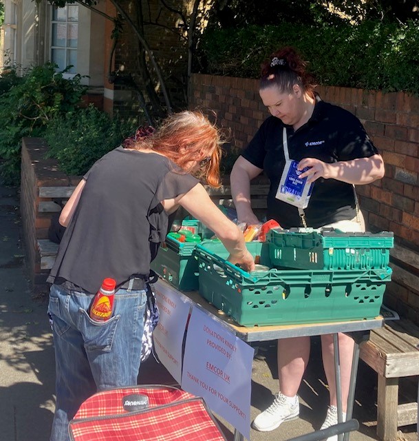 RichmondAID's tweet image. A huge ‘THANK YOU’ to Natalie and her colleagues at EMCOR Group UK for supporting our Surplus.2.U food stall. Their fantastic donations 🥫🍪🧴 were very much appreciated 👏by our clients!
#food #Donations #Charity #thanks #kindness