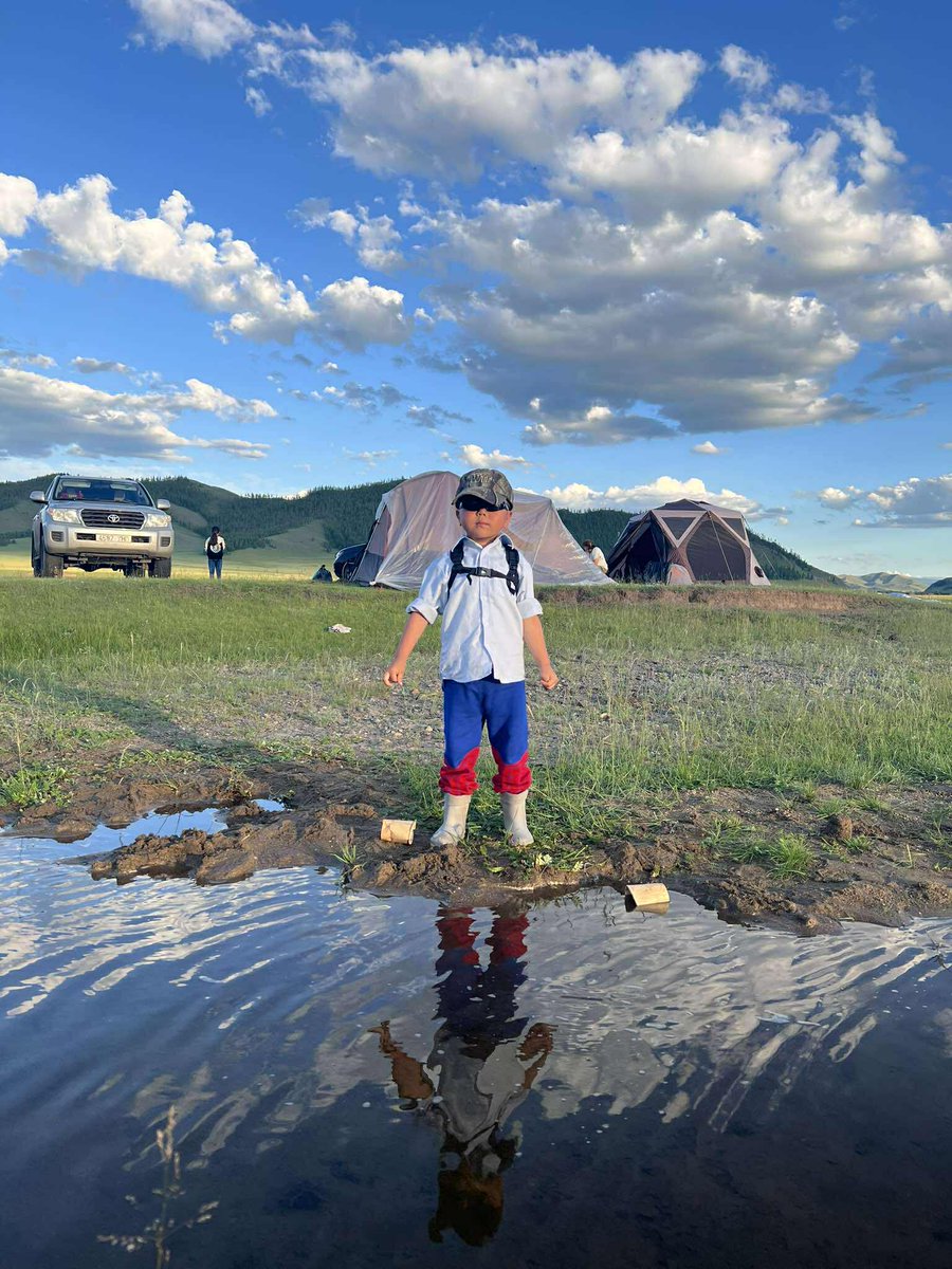 Босс зурагаа явуулж байна 🥰😍 энэ хүний стиль имидж поза нтрийг баркуун байна оо