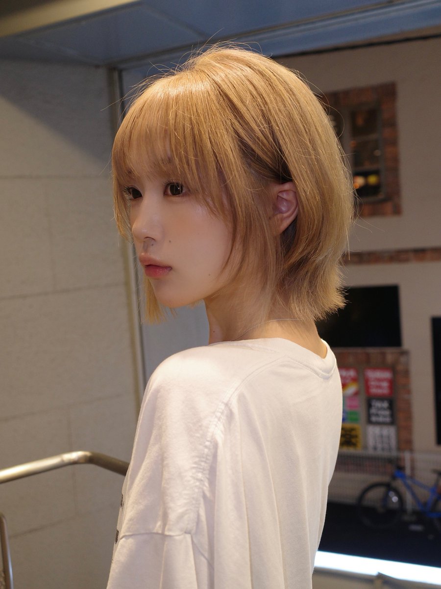 naenano78's tweet photo. マネージャーに内緒で染めた https://t.co/sch2ohAOPU
