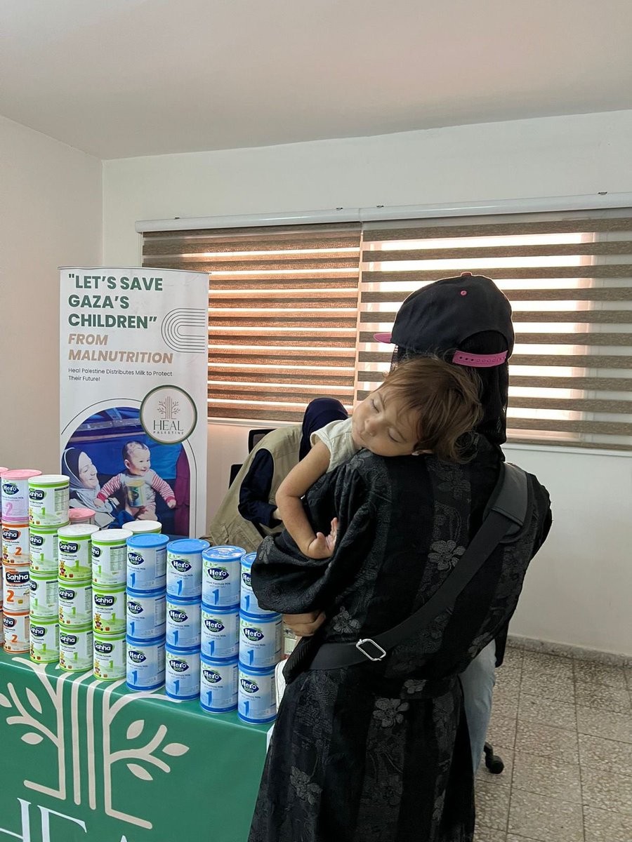 healpalestine_'s tweet image. HEAL Palestine’s nutrition team continues to distribute infant formula, Cerelac, and essential supplements to children facing severe malnutrition.
The team is actively updating beneficiary data to ensure that as many children as possible receive the critical support they need.…