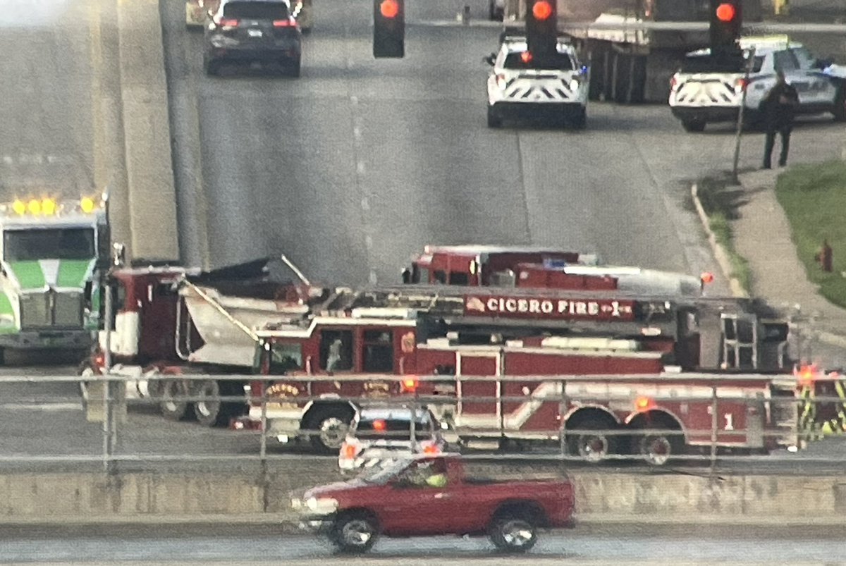 It’s a rare double dumper bummer in Cicero. Big time lane blockage as two 5-axle dump trucks collided on Cicero Avenue just south of Ogden. Heavy damage to both rigs mean extended recovery. Avoid it &amp; use Pulaski, Laramie or Central. More at cbsnews.com/chicago/live