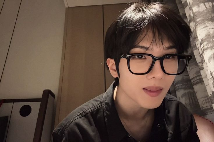 proof of life. my macbook's getting tired of seeing me do my requirements atp.