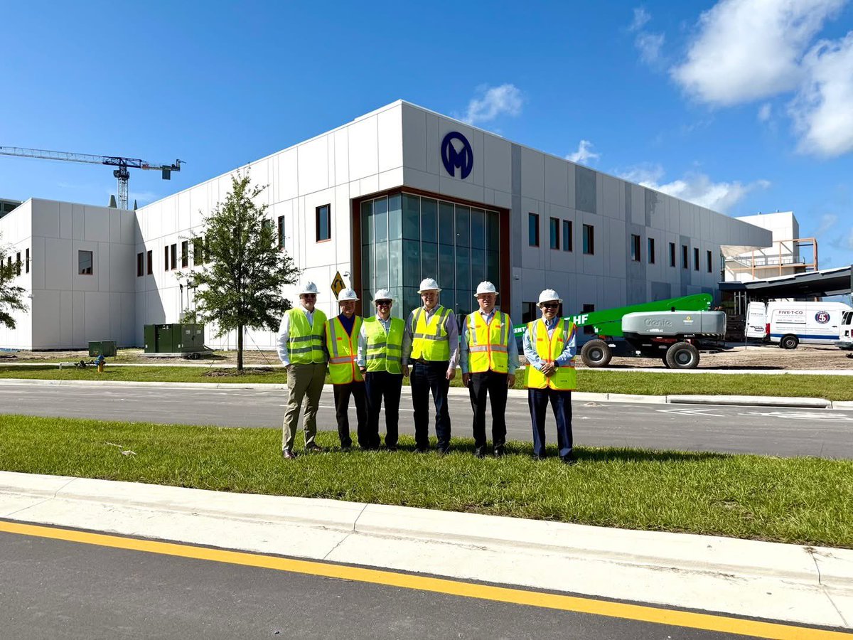 WiltonSimpson's tweet image. Had the chance to check out Moffitt’s cutting-edge proton therapy system and the exciting progress at Speros right here in Pasco County.
They will begin welcoming patients in January 2026! Patients can begin scheduling appointments in October 2025.
