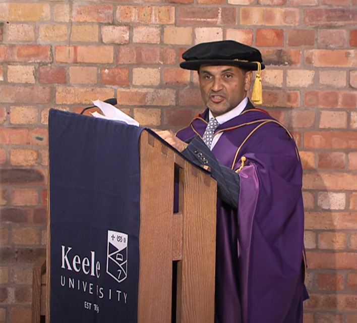 KeeleUniversity's tweet image. Our final Honorary Degree this week goes to Professor Dr Abid Malik, who becomes a Doctor of Science for his significant contributions to mental health research. 🎓🎉
A Keele alumnus, Professor Malik has established himself as a leading authority in global mental health research