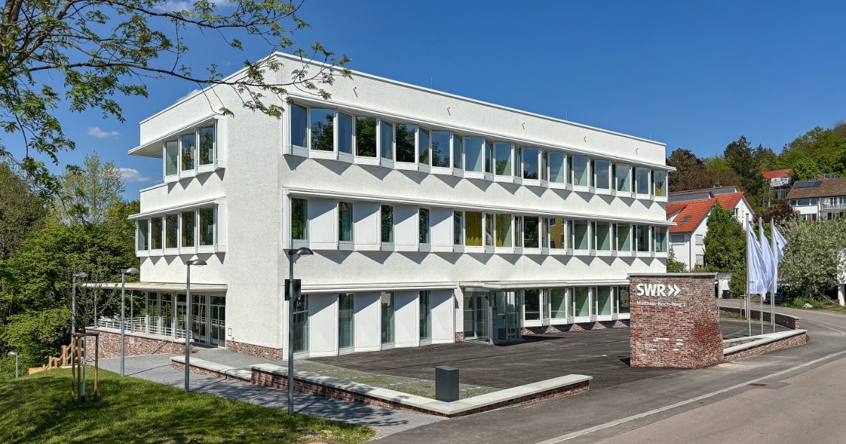 Am 26. Juli feiert das neue SWR Studio Tübingen seine Eröffnung mit einem Tag der offenen Tür begangen, zu dem alle Interessierten herzlich eingeladen sind. ➡️ radioszene.de/204655/swr-stu…
