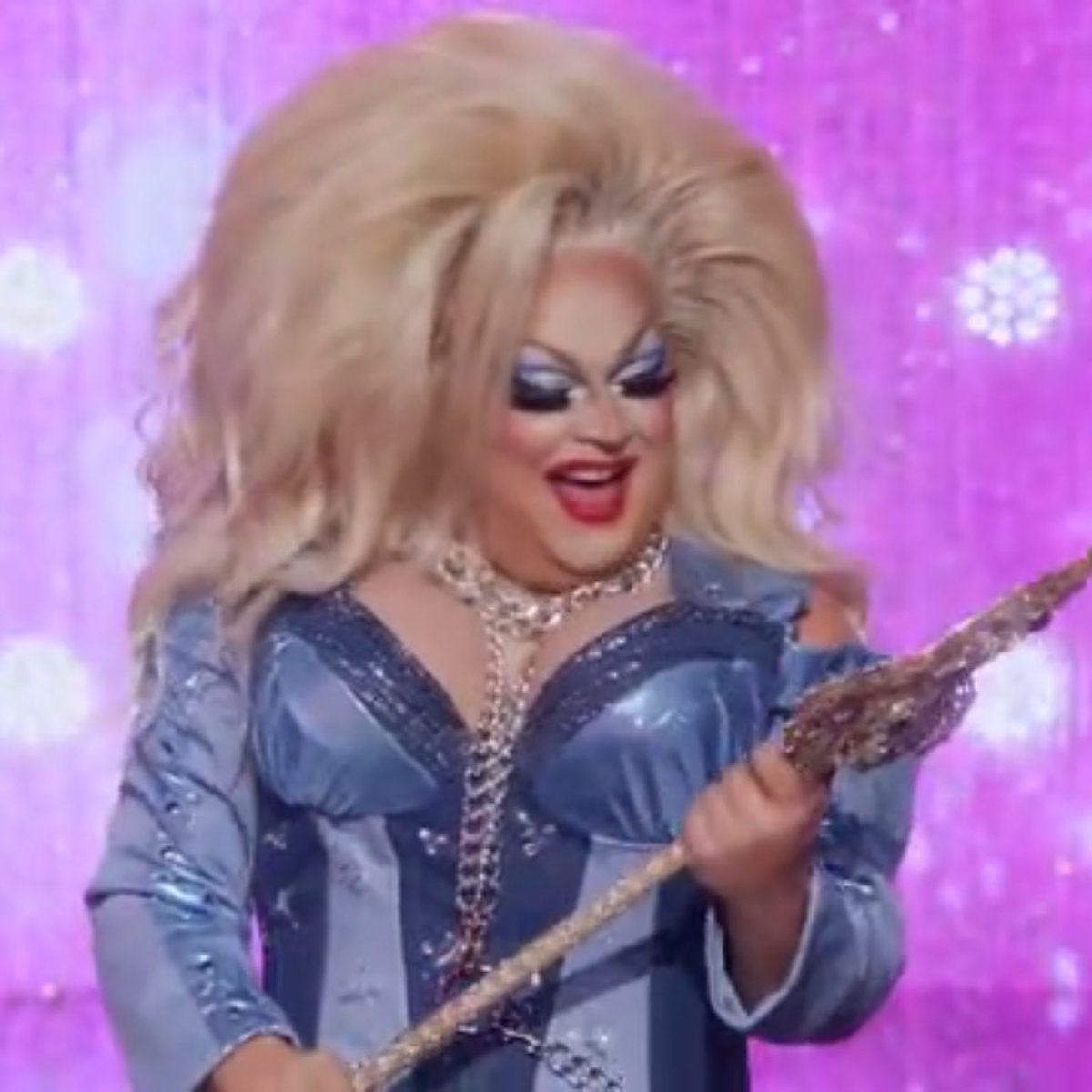 bastaalsugo's tweet image. Condragulations to one of the most incredible entertainers ever, you deserve this ❤️ @TheGingerMinj