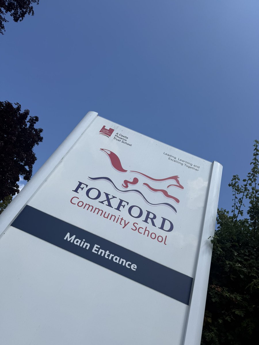 Enjoy the summer break!

Everyone at Foxford would like to wish all our families a restful holiday.

We look forward to seeing our new Year 7 students on Tuesday 2 September

Year 8-11 on Wednesday 3 September at 11am