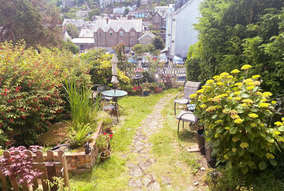 Tony Foster MNAEA, MICBA tweet media