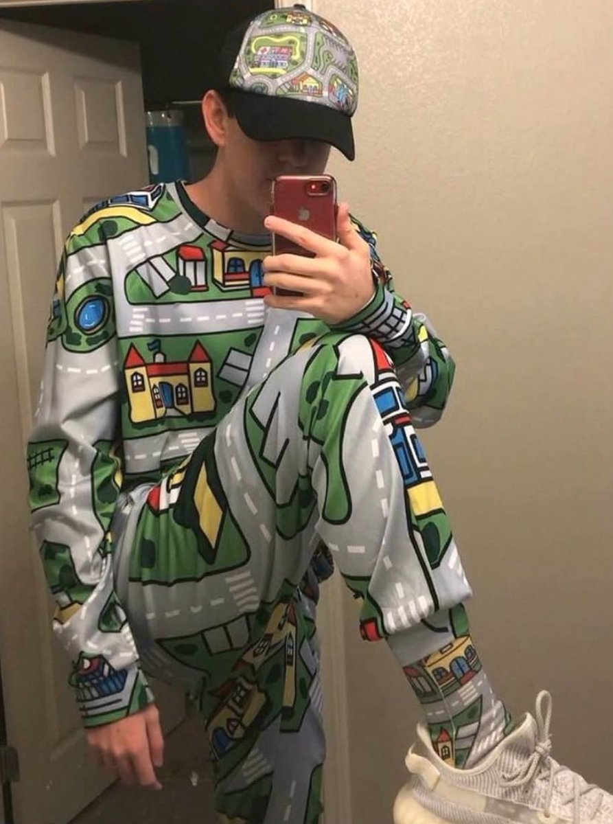 joshreaume's tweet image. She said I belong to the streets. I said, baby, I am the street! 🤣